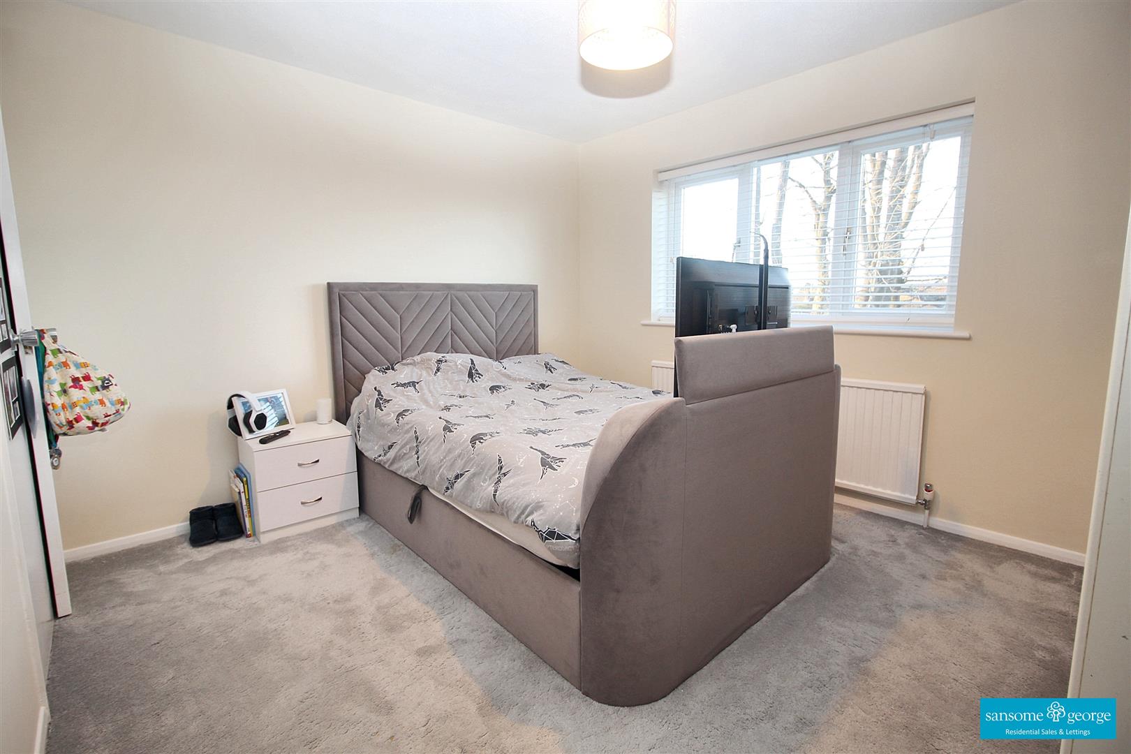 Addiscombe Chase, Tilehurst